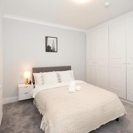 Excellent, Three Bedroom North London Apartment With Free Parking Экстерьер фото