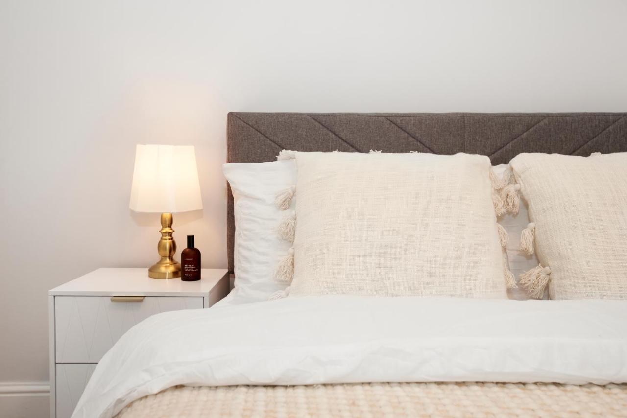 Excellent, Three Bedroom North London Apartment With Free Parking Экстерьер фото