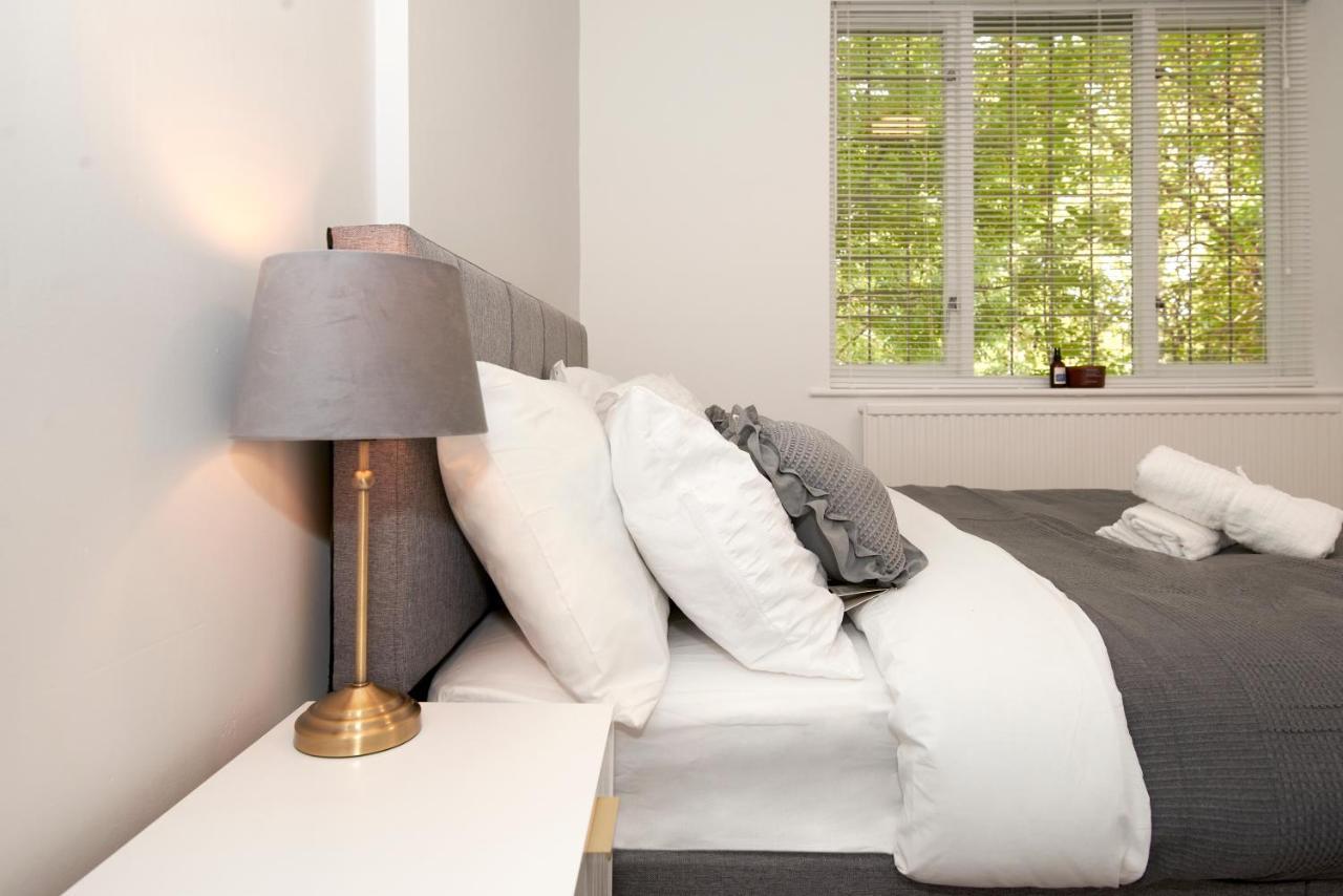 Excellent, Three Bedroom North London Apartment With Free Parking Экстерьер фото
